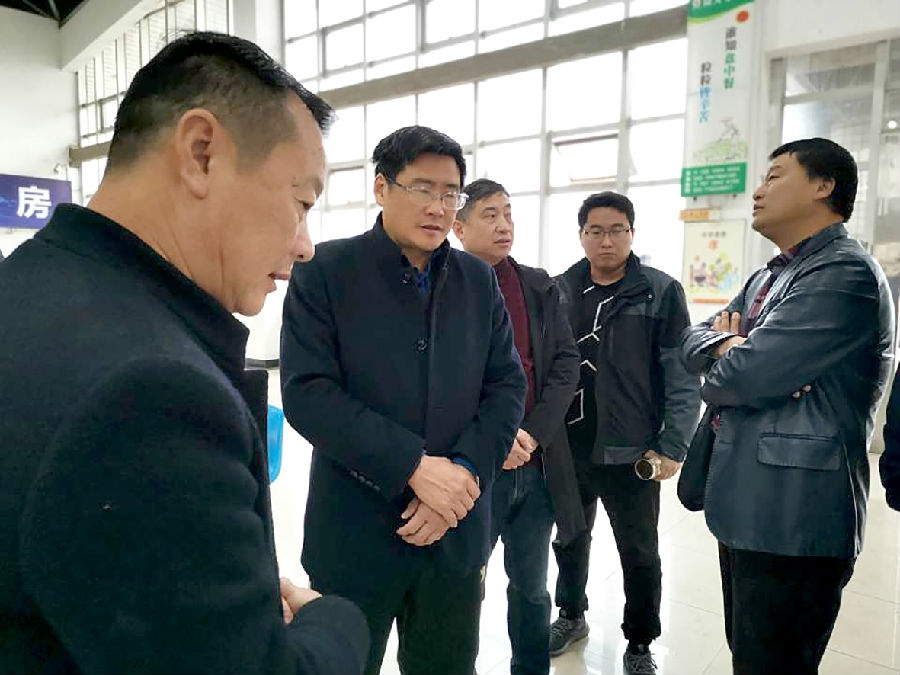 院党委书记李用林,院长,院就业创业工作领导小组组长许信旺,副院长,院