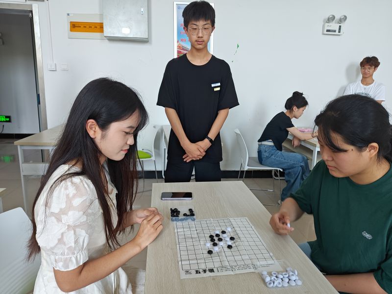 五子棋比赛1.jpg