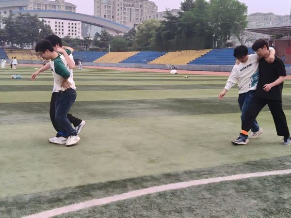趣味运动会1.jpg