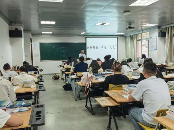24本科.jpg