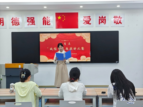 2).jpg