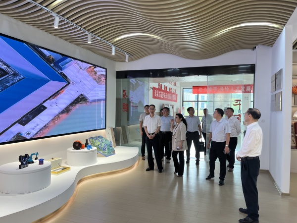 微信图片_20250918092051_393_14_副本.jpg