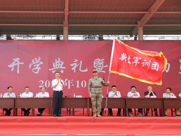 eq1a0170_副本.jpg