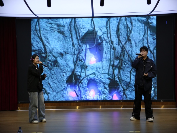 1761703216179878.jpg 2.jpg