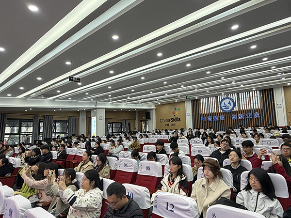 1763003568565917.jpg 2.jpg