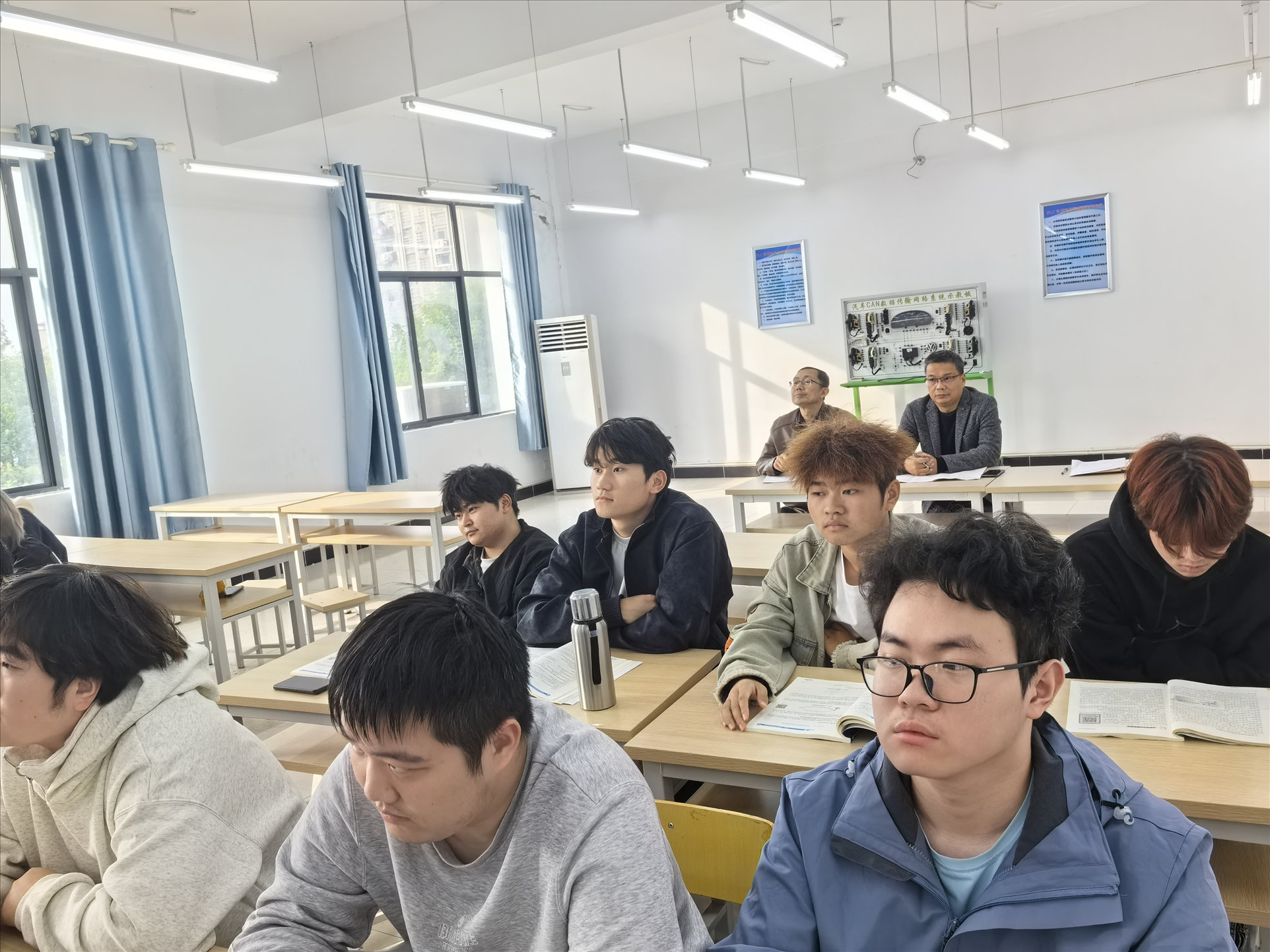 1763088584419944.jpg 1763088584419944.jpg