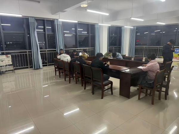 1763542852374828.jpg 3.jpg