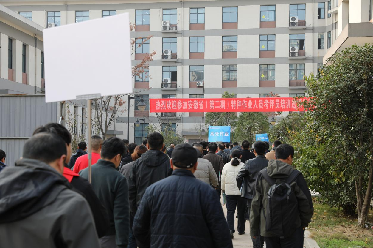 1764918167714964.png 1764918167714964.png