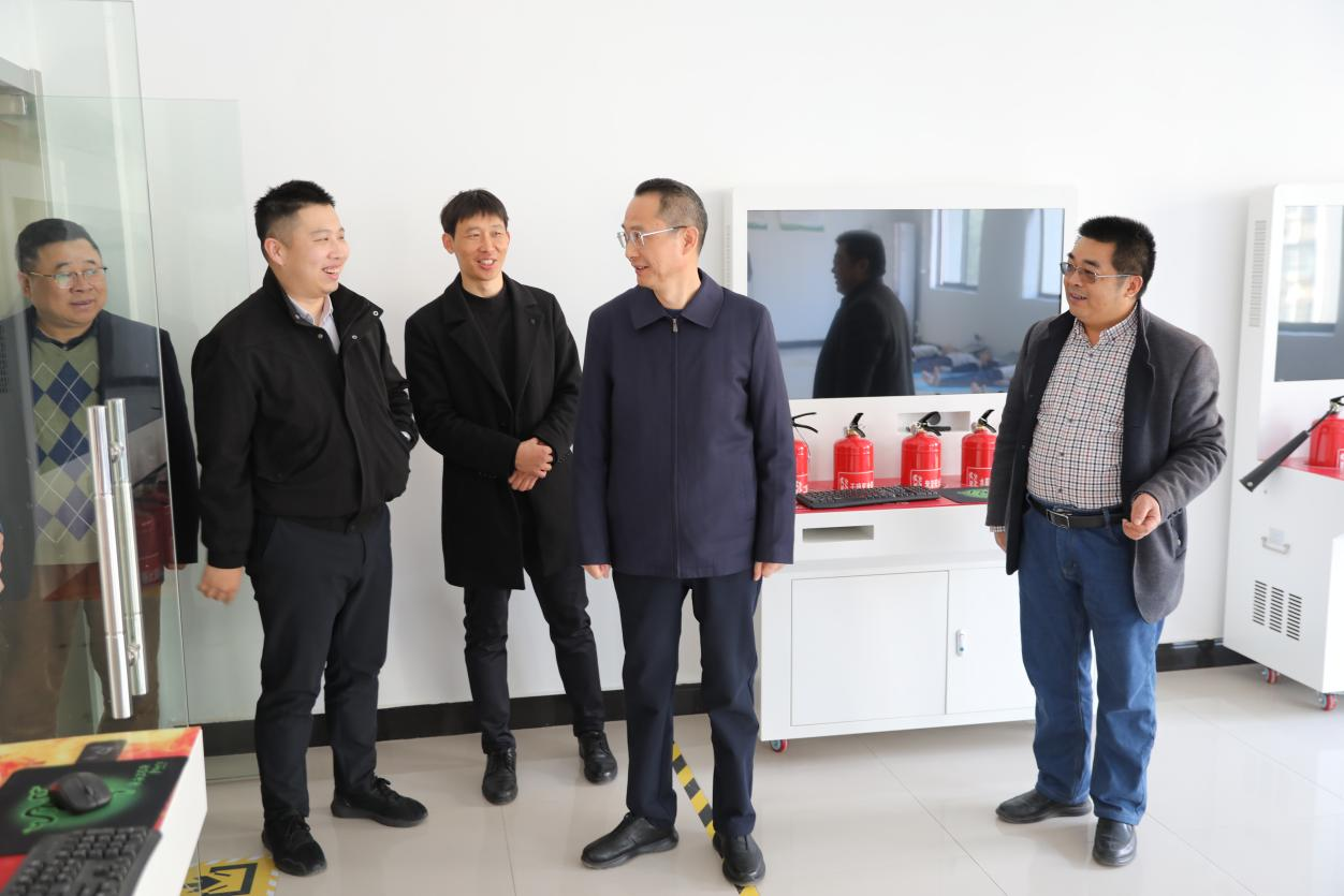 1764918242714933.png 1764918242714933.png